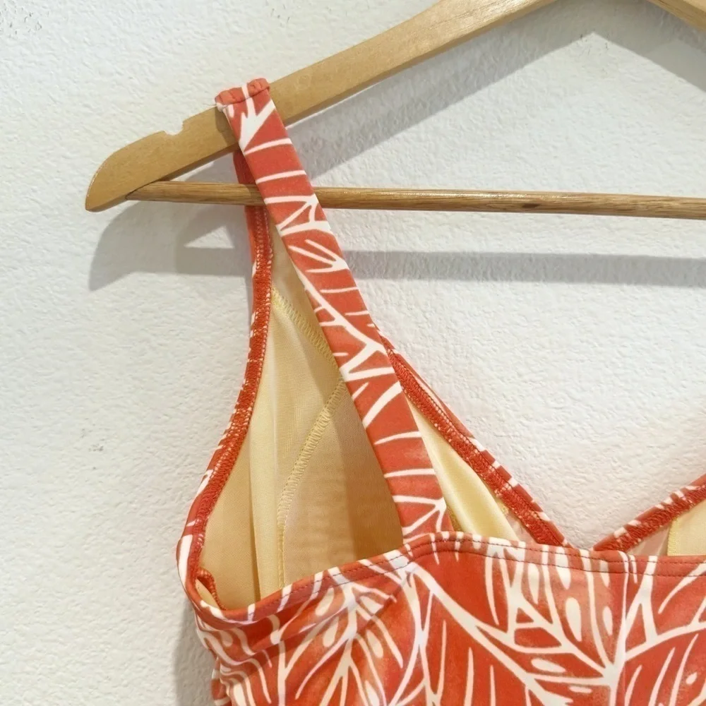 Lands' End Orange Coral Leaf pattern One Piece Swimwear Size 6